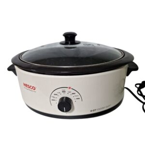Nesco 6 Qt. Porcelain Roaster Oven, White, 4816-14 - Used - Good Condition